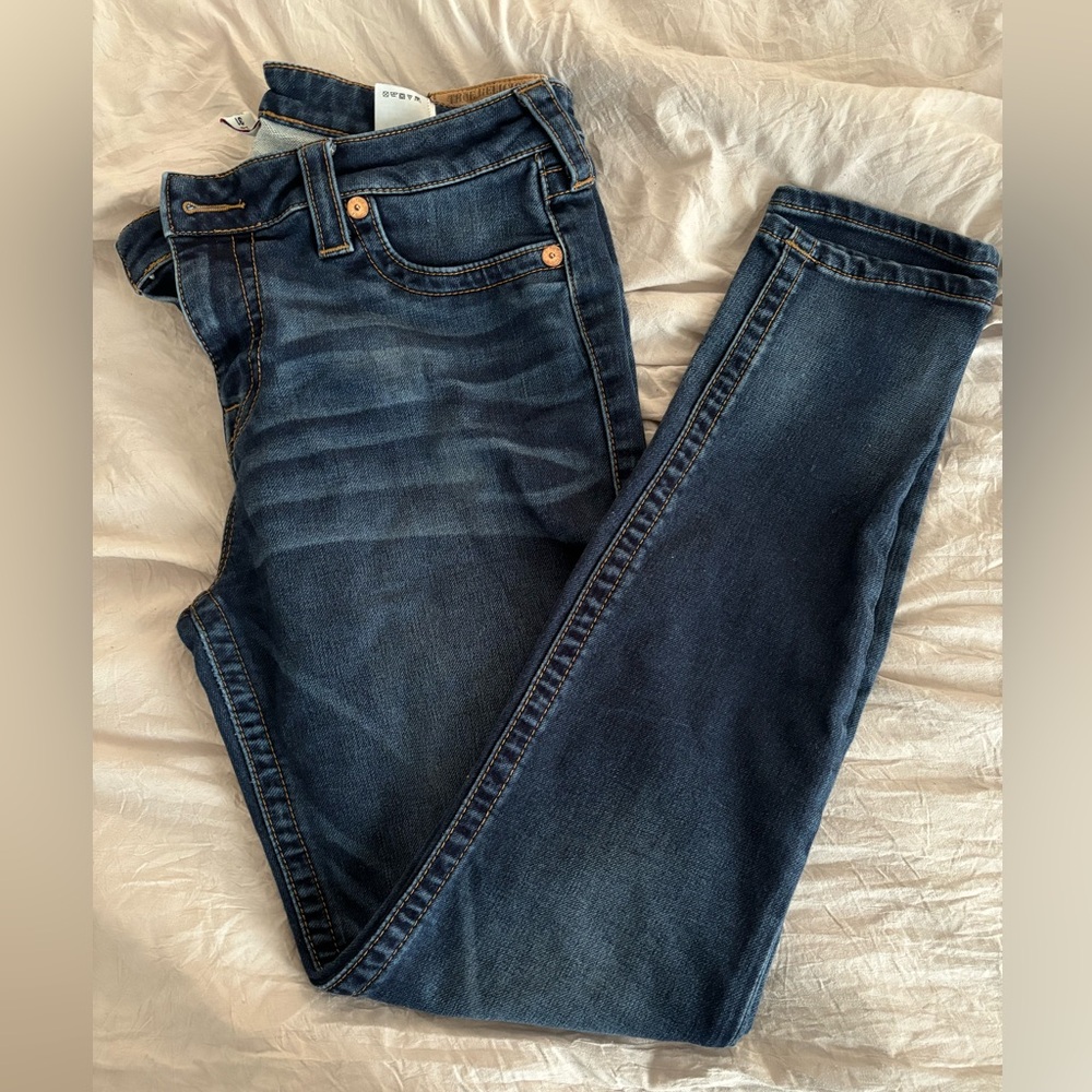 TRUE RELIGION STRETCH DENIM JEANS SIZE 31.